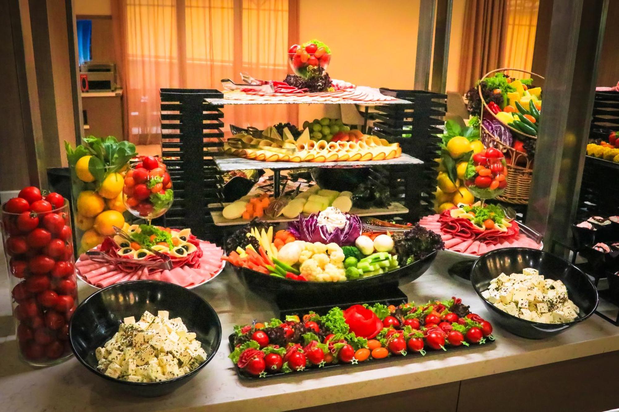 Argisht Partez Hotel All Inclusive And Beach Golden Sands Exterior photo